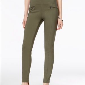 Hi-Rise Skinny Pants
